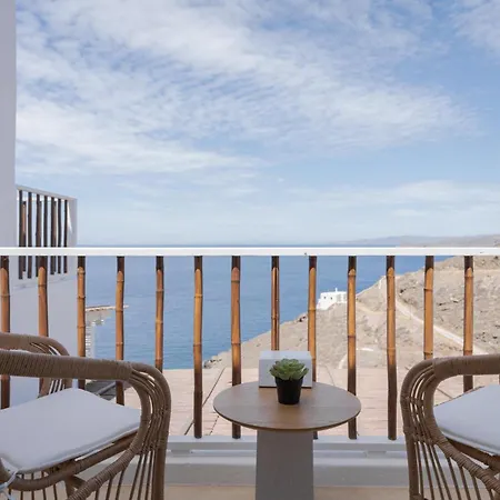 Kastella Sunset Three Villa *