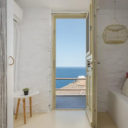 Kastella Sunset Three Villa *