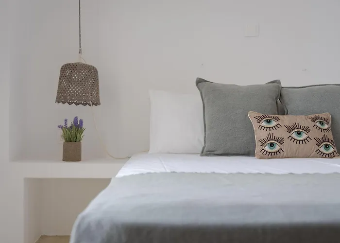 فيلة Kastella Sunset Three