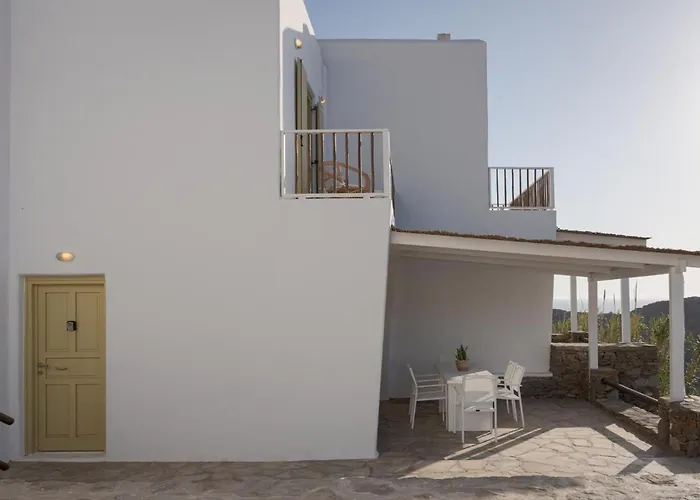 Kastella Sunset Three 别墅 *