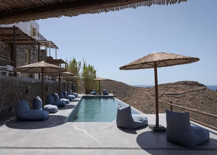 Kastella Sunset Three 别墅 *