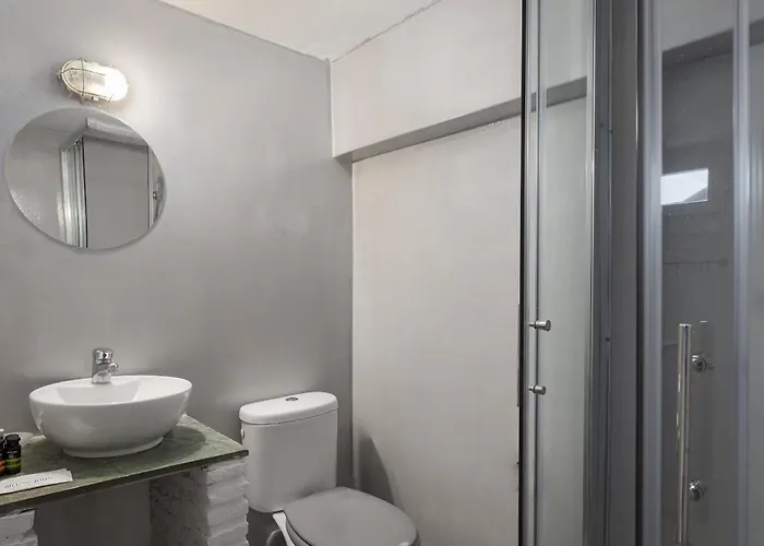 Kastella Sunset Three