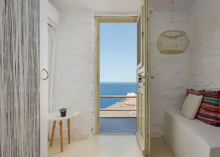 Kastella Sunset Three فيلة *