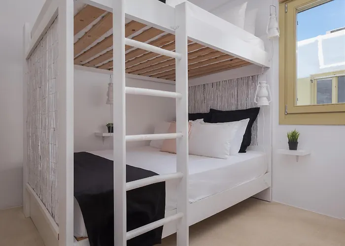 Kastella Sunset Three